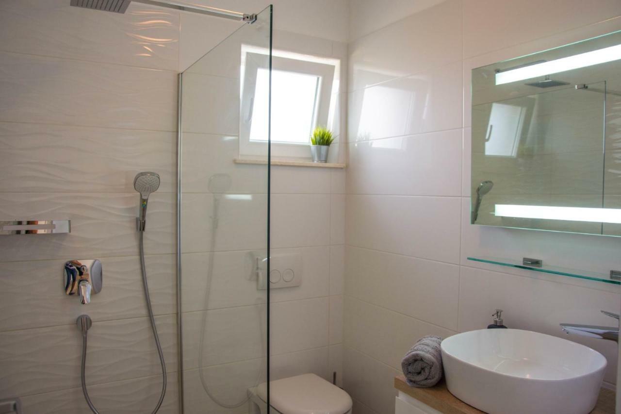 Apartments Melody Mandre Luaran gambar
