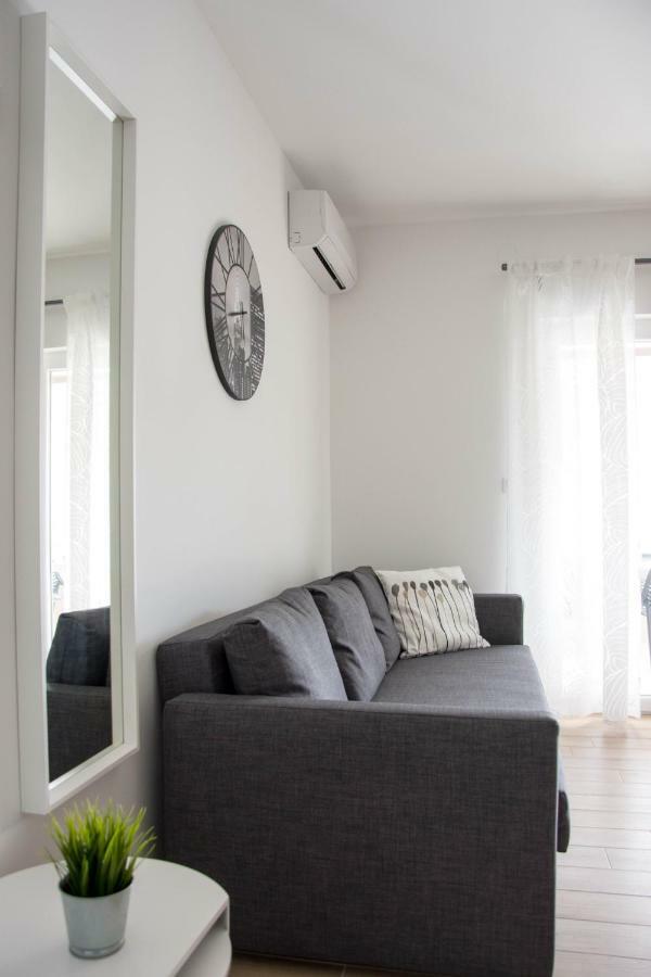 Apartments Melody Mandre Luaran gambar