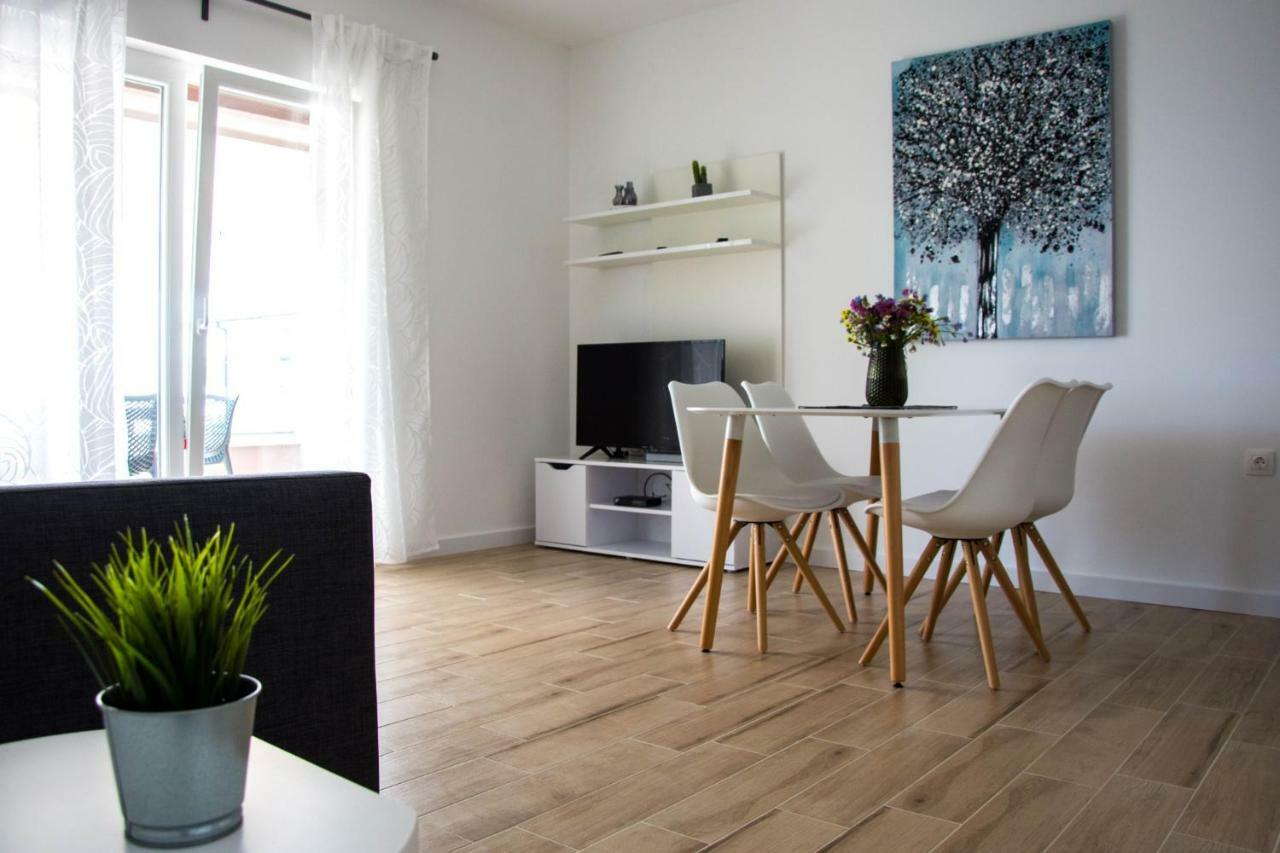 Apartments Melody Mandre Luaran gambar
